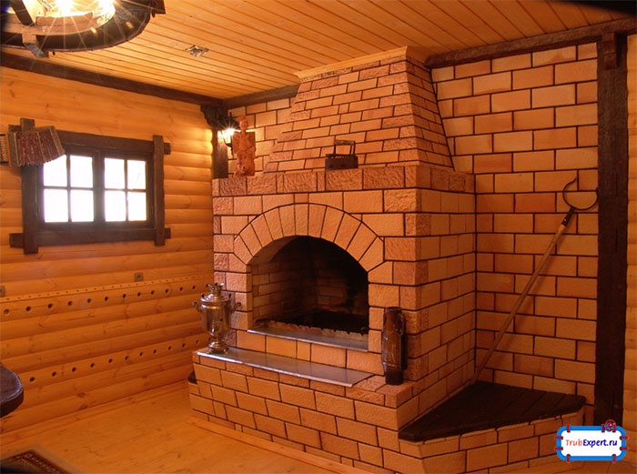 Камин с дымоходом