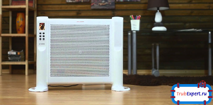 Корпус обогревателя не нагревается свыше 60 градусов, поэтому не нужно прибор изолировать от детей