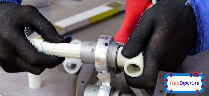 Лучшая альтернатива металлическим и чугунным трубам на сегодняшний день - это полипропиленовые трубы