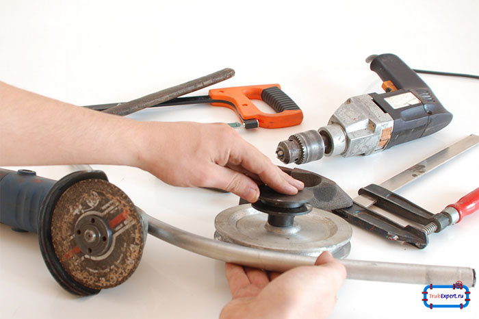 Аппарат для сгиба трубы