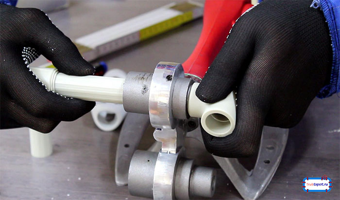 Монтаж труб