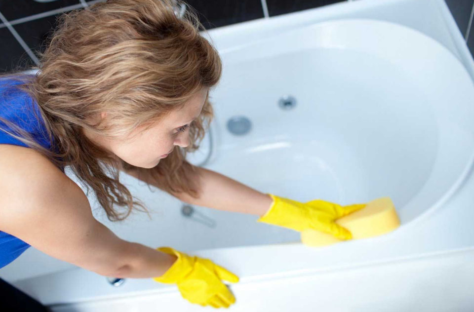 Как отмыть душевую кабину за 10 минут: чистящие средства и лайфхаки по уборке