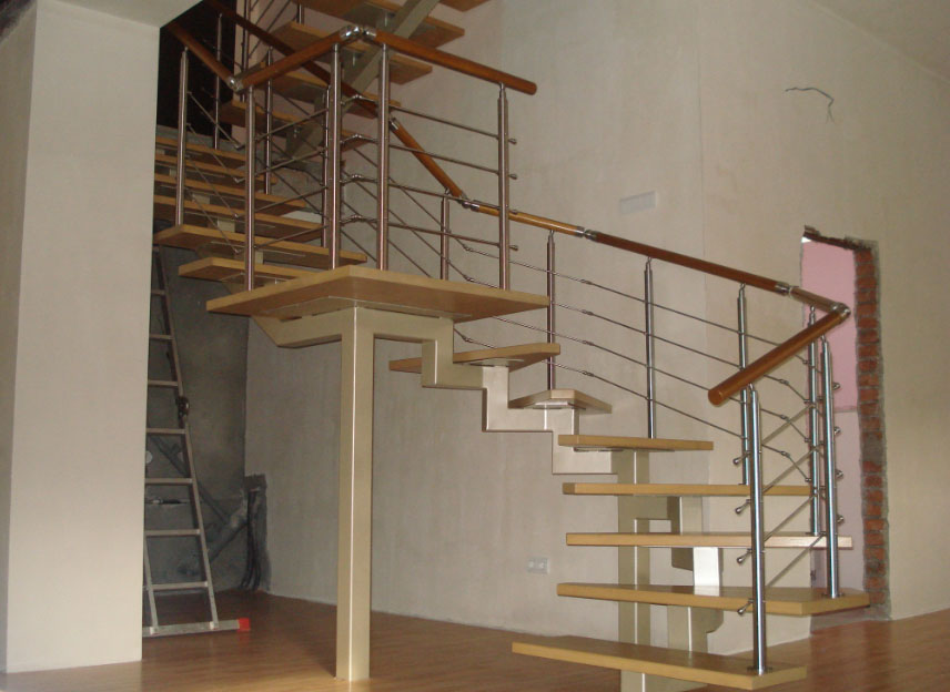 Лестница из металлического каркаса профильной трубы: инструкция по изготовлению